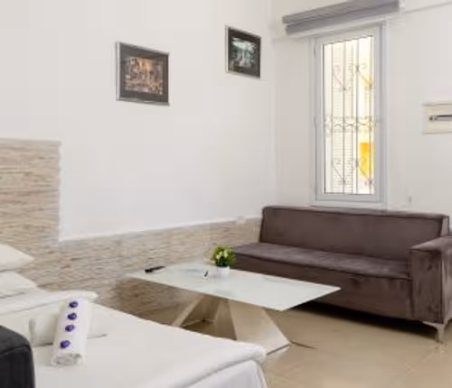 Yarkon st. Apartment