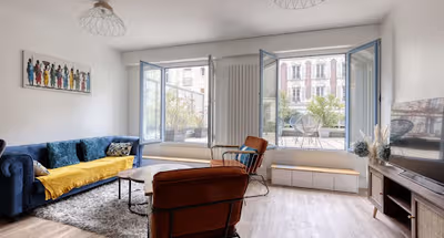 WITH A SPANNING PRIVATE TERRACE, A SUBLIME LUXURY NEAR EIFFEL TOWER