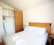 3 bedroom apartment at Wellesley Apartments near West Croydon