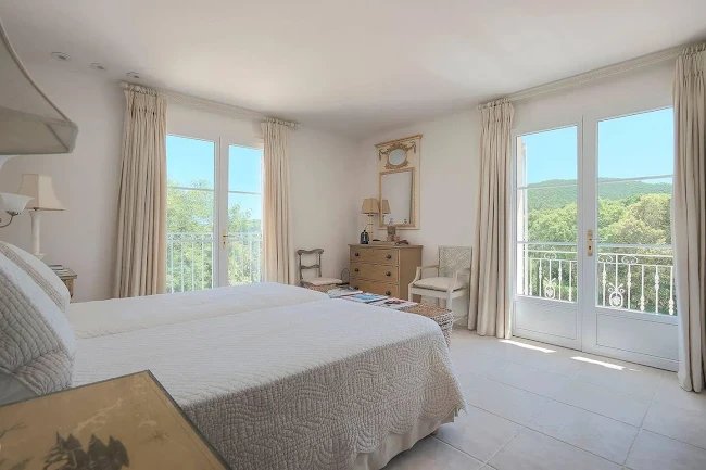 A Gorgeous Villa Home in Gassin