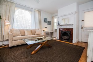 Sunny, Private, Furnished 1 Bed Condo with Porch