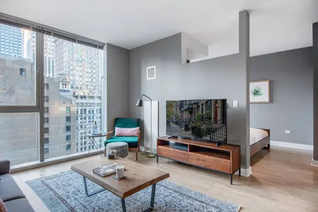 Bright living area at North Garland Court #2612 Serviced Apartment, The Loop