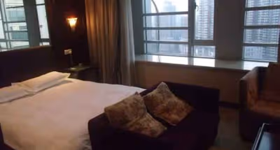 West Yan'an Road Station Apartments