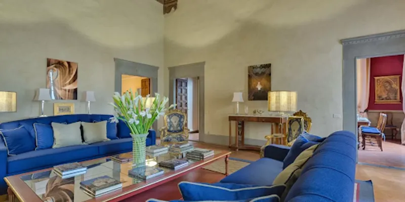 250M2 TUSCAN DESIGN NEAR PIAZZA DELLA SIGNORIA