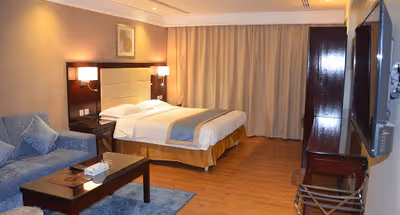 Zaid Ibn Alkhattab Street Apartments