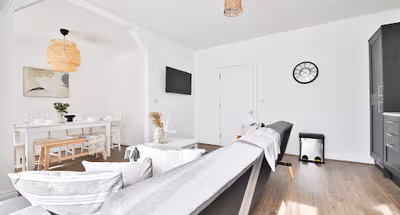 3 Bedroom & Bathroom Apartment with Parking