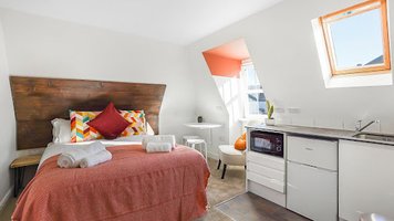 Standard Double Room Ensuite