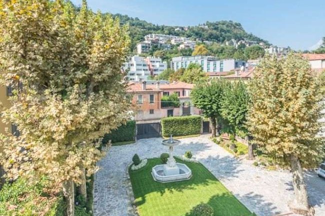 LAKE COMO HISTORIC LUXURY VILLA- 1200M2 OF PURE SPLEDOUR