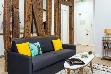 Bright living area at SENTIER SERVICED APARTMENT