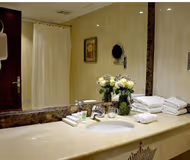 King Abdul Aziz Rd Serviced Apartment