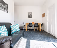 Spacious 3 Bedroom (Leigh)