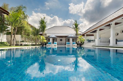 A Quiet Luxury Villa in Petitenget