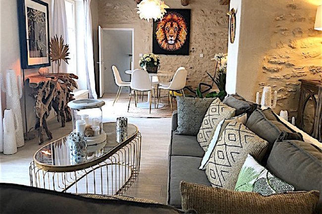 A Private Villa in the Picturesque Village of Joucas