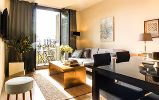 Plaza Doctor Letamendi Serviced Apartments