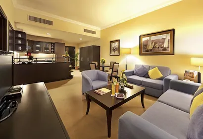 Electra Street Serviced Apartment, Al Zahiyah