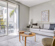 Westlawn Ave Serviced  Apartment