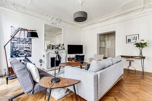 AVENUE MONTAIGNE CHIC AND FRENCH CLASS