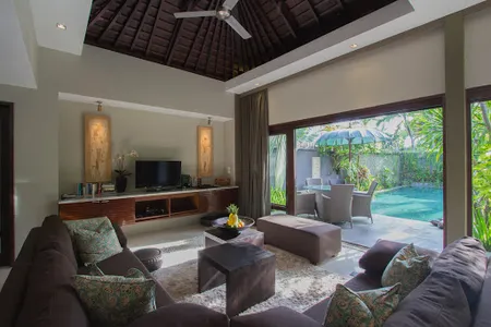 A Lush and Vibrant Villa in Seminyak
