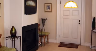 Living area at California St &amp; Octavia St Apartments