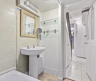 Artistic Unique Flat at Newington Green