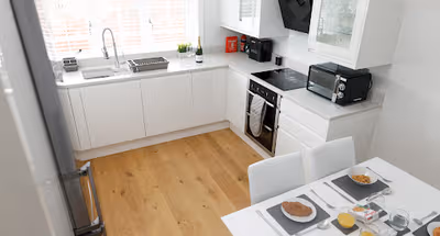 Beautiful 4 bed Contemporary Cottage