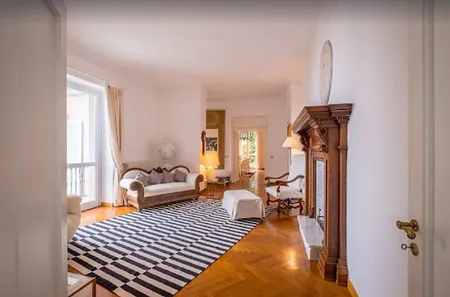 ALL-ENCOMPASSING LUXURY 600M2 VILLA WITH MAGICAL EXQUISITE VIEWS OF LAKEMAGGIORE