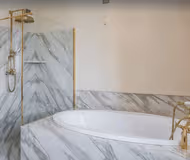 Magnificient Villa located right on the shores of Lake Como