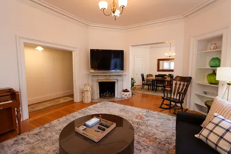 Cypress Apartment