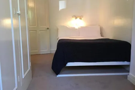 Brixton Hill Serviced Apartment