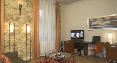 Rybna Serviced Apartment