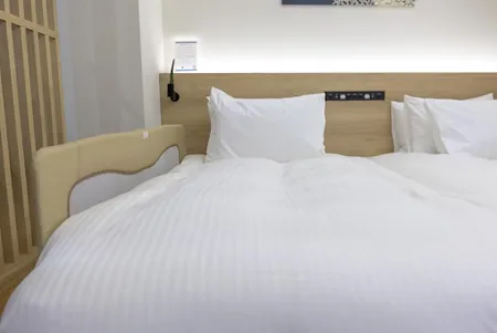 Hakozakicho Serviced Apartments