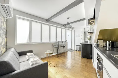 Abbesses Serviced apartment