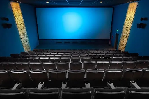 12 Best Theatres in New York (NYC) for the Best Movie Experience