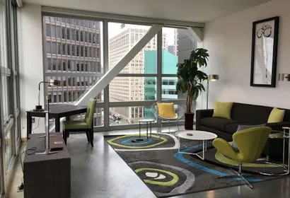 Griswold St 1202 Apartment