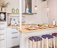 Full kitchen at Passatge Roger de Flor Serviced Apartments