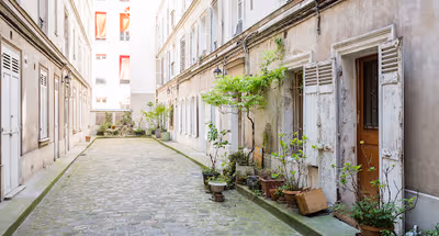 Rue Lauriston Serviced Apartment