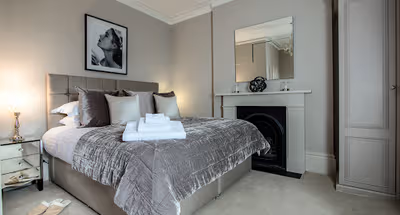Luxury bedroom at No.9 Barons near St Margarets Twickenham