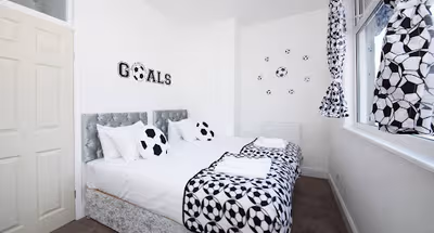 Bevington house modern chic home sleeps 8