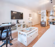 Colon Serviced Apartment