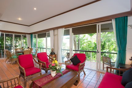 Pleasant Villa Near Kata Beach