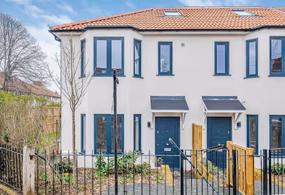 4 Bed House Barnes, London