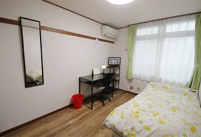 1-chōme Sakura Apartments