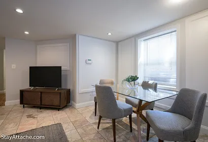 1101 P Street NW Unit B