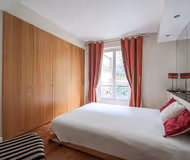 APARTMENT AT TRIANGLE DOR  CHAMPS ELYSEES