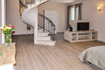 A Grand Luxury Villa in Avignon