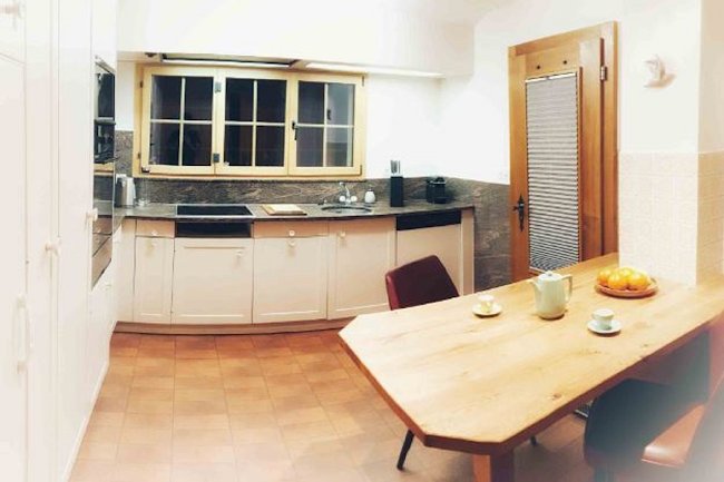 A Private Chalet With Views Over the Eggli and the Oldenhorn