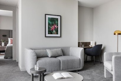 Normanby Rd Apartment