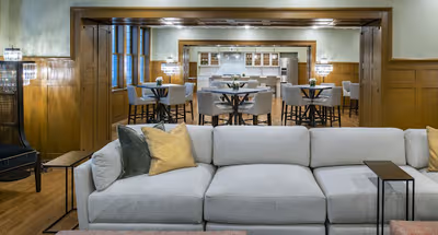 Euclid Avenue Serviced Apartment