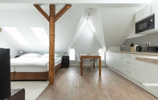 Chilling house Serviced Apartmets