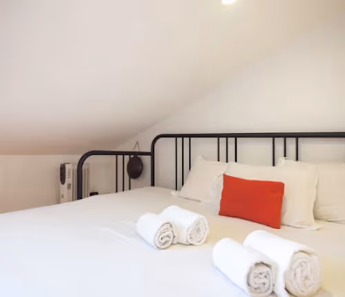 Colegio Serviced Apartment